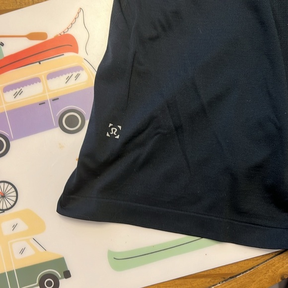 Men’s Lulu dark blue 1/4 zip exercise shirt. Great condition. No rips or tears. - Picture 2 of 2